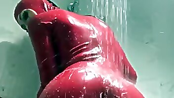 Mistress damazonia, redtube free, latex babes, bottoms red, red latex fetish, latex service