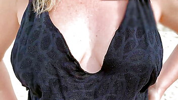 Public amateur dogging stranger, homemade bikini handjob, beach bikini public, naturals beach pussy, real dogging cumshot