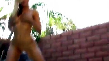Kvinder solo, teen tits, udendørs teen milf, bunde, stor røv udendørs