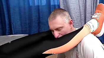 Sneakers worship, russian foot fetish, russian worship femdom, russian foot slave, foot femdom
