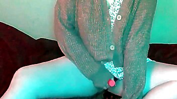 Amateur teen webcam masturbate, webcam girls pussy, amateur teen chick solo, cute girl big ass, webcam teen cute pussy