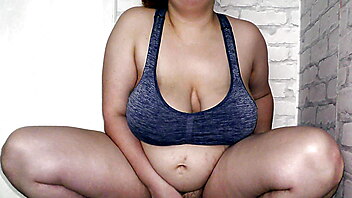 Mom 2 minutes, bbw clit sucking, pussy squirt vacuum, homemade milf hairy pussy sex toys, cheating wife cumming