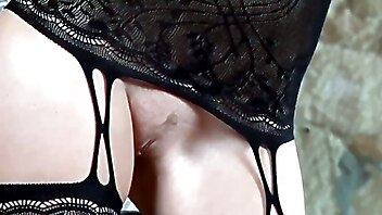 Bodystockings, masturbacion de chicas, masturbacion sorpresa, tacones medias largas, vagina rusa
