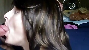 Amatoriale francese, francese milf, mora, mamma calda, amator, boss teen